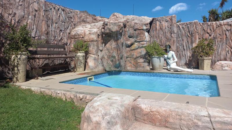 2 Bedroom Property for Sale in Gordons Bay Western Cape
